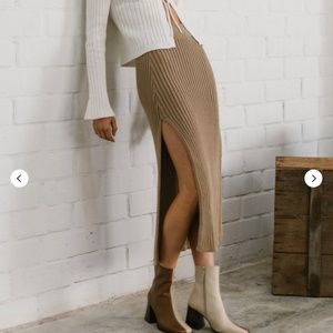 Alohas Midi Opened Knit Skirt Camel Medium